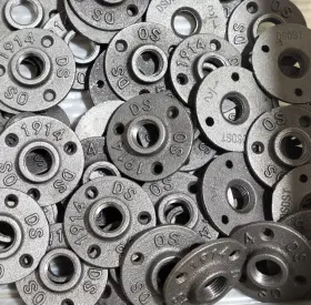1914MI12 Pack Malleable Iron Hole Pipe Flange Furniture