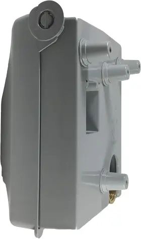 GO101-6G-50 BURNABY MANUFACTURING Pvc Gas Plug Rear Npt Inlet #3