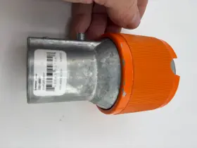 1321-0007 DELAVAN Hypro Coupler Few Paint Chips