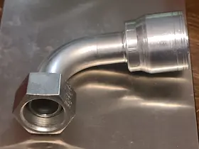 1A16BFB16 EATON Aeroquip Steel Swivel Hydraulic Crimp Fitting