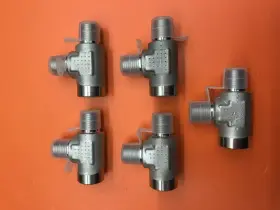 426409 FASTENAL Male Npt Female Steel Branc