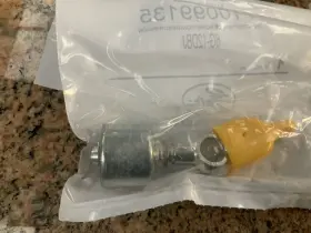 6G-12DBJ GATES Megacrimp Coupling International Thread Din