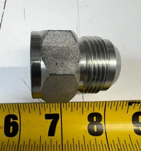 2406-12-16 GAV Af Reducer Fitting Female Jic Deg Flare Male