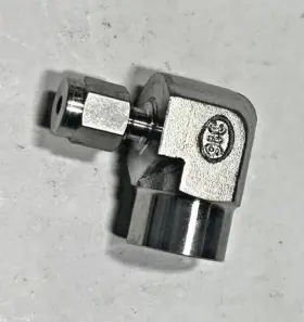770LSS1-8X1-4 HAM-LET Tube Fnpt Female Elbow Fitting #2