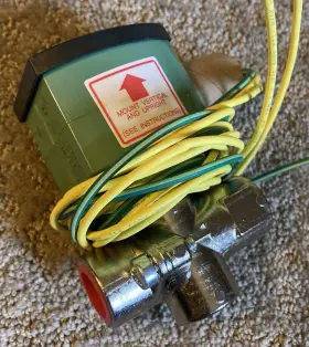 154048 HENNY PENNY Frier Solenoid Valve Npt Inlet Outlet