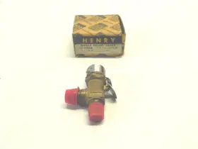 526A HENRY Angle Relief Valve Flare