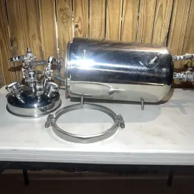 Exa-dewax HFS Jacketed Vessel Columns Bottom Spout Lid