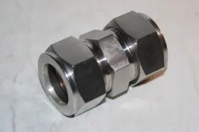 CUA-16-S316 HY-LOK Od Tube Union Fitting