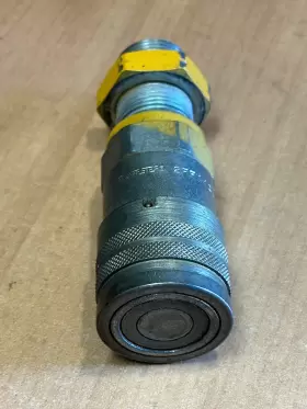 KV11305 JOHN DEERE Female Hydraulic Flat Coupler Repair #2
