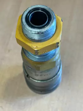 KV11305 JOHN DEERE Female Hydraulic Flat Coupler Repair #3