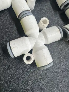 3107-08-00 LEGRIS Equal Cross Tube Nos #2