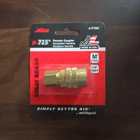 030937007155 MILTON Fnpt Female Kwik Coupler