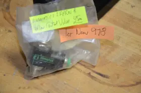 1FPRN8 NUMATICS Flow Control Check Valve Box