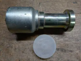 24U-G24 PARKER Hydraulic Hose Fitting