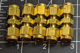 2SC2-B PARKER Compression Tube Union Lok