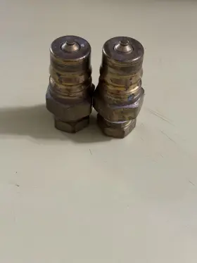 BH4-61 PARKER Valved Hydraulic Connect Nipple