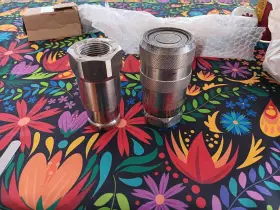 FS-1001-16FP PARKER Spill Flat Chemical Coupling