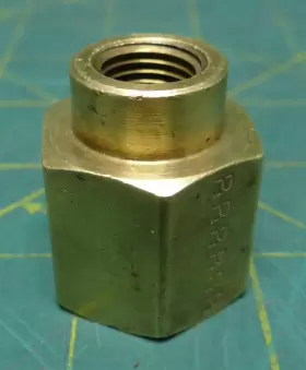 208P-12-8 PARKER HANNIFIN Reducer Coupling Female Npt Male