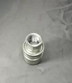 4250 PIONEER Hydraulic Connect Hose Coupling Sleeve Lock #2
