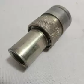 8250-4 PIONEER Hydraulic Coupler Npt Female