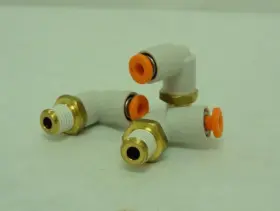 KQ2L01-33S SMC Box Male Elbow