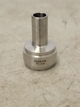 ISSD16RPC8 SSP Duolok Reducing Port Connector Tube