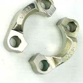 DB-303-W66 STAUFF Split Flange Halve Kit #3