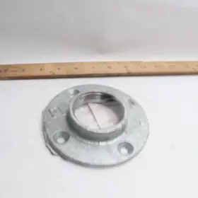 103934 STZ Floor Flange Galvanized Iron