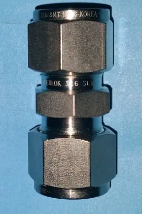 166673861152 SUPERLOK Straight Fractional Tube Union Od