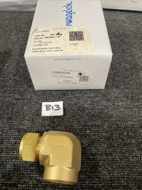 B-1210-8-12 SWAGELOK Tube Fnpt Female Elbow Fitting