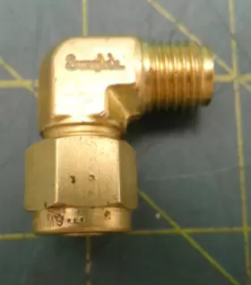 B-400-9 SWAGELOK Tube Od Elbow Union Fitting Nut