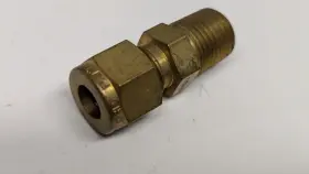 B-500-1-4 SWAGELOK Nos Tube Npt Male Connector Fitting