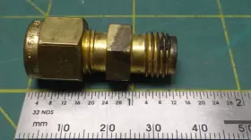 B-600-1-4ST SWAGELOK Connector Tube Fitting Male #2