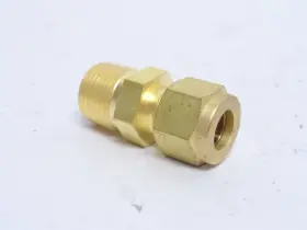 B-600-1-6 SWAGELOK Box Tube Fitting