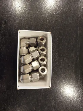 SS-10MO-9 SWAGELOK Tube Elbow
