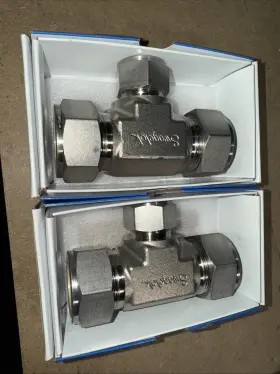 SS-1610-3-16-12 SWAGELOK Reducing Tee Tube Comp