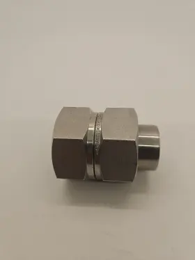 SS-1611-PC SWAGELOK Tube Adapter Port Connector Nut
