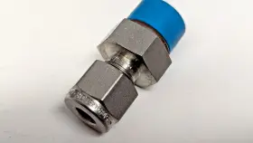 SS-400-1-6ST SWAGELOK Steel Tube Male Connector