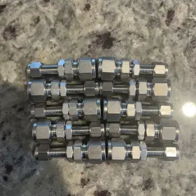 SS-6MO-61 SWAGELOK Steel Head Union