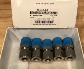 SS-810-1-8BT SWAGELOK Male Connector Tube Npt
