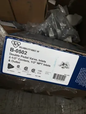 B-0502 TS BRASS Floor Double Pedal Valve