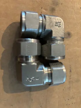 SS-1210-9 TYLOK Set Tube Elbow Stainlesss Steel Fitting