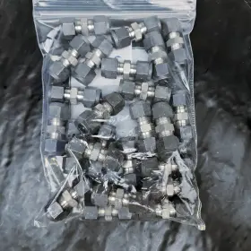 SS-6-DU TYLOK Tube Compression Union Fitting