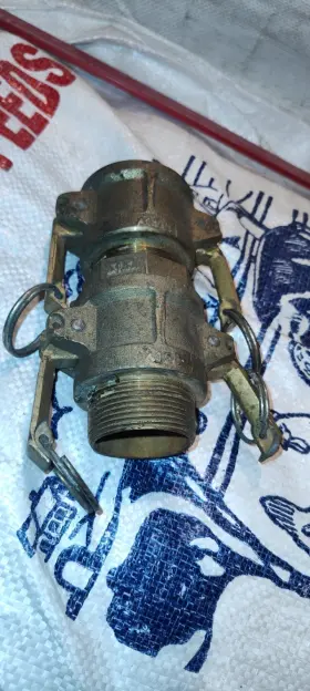 17ALB150E Female Camlock Levers Cam Groove