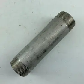I06643 Pipe Nipple Steel