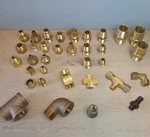 Mixed Lot Of 34 Brass Fittings Npt Flare Barb Garden Hose Elbows Tees. Fixed Price $21.71.