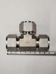 2" Swagelok Union Tee Tube Fitting Ss-3200-3. Fixed Price $699.99.