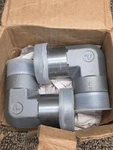 2 Pack Of Parker Seal-lok Flange 90 Adapter, 20 Loeq2-s New. Fixed Price $124.00.