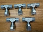 (5) Brennan Fs6600-06-06-06 Orfs Swivel Branch Tee 3/8" Hydraulic Fittings. Fixed Price $19.99.