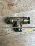 Parker 164pln-6 Brass Tee Fitting, 3/8" Tube Od Push To Connect , X3 Nos. Fixed Price $7.99.